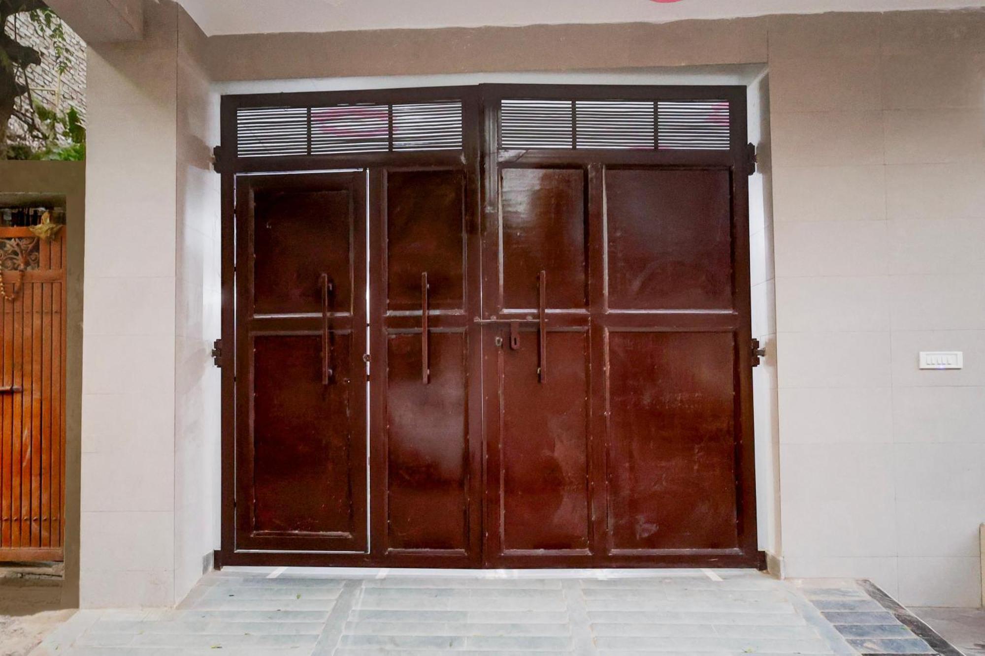 Hotel The Arrow Near Paschim Vihar Delhi  Extérieur photo