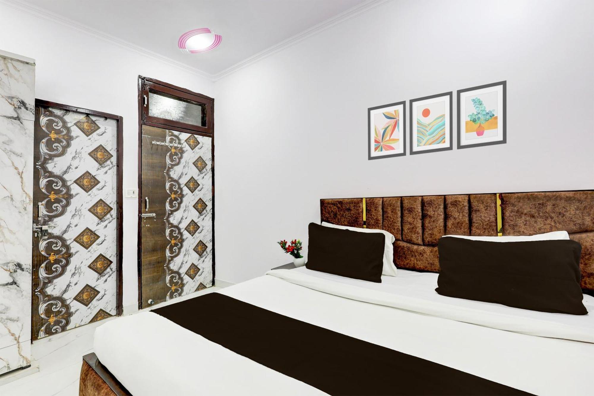 Hotel The Arrow Near Paschim Vihar Delhi  Extérieur photo